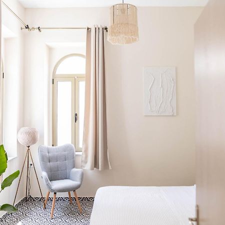 Kosnian City Suites Kültér fotó