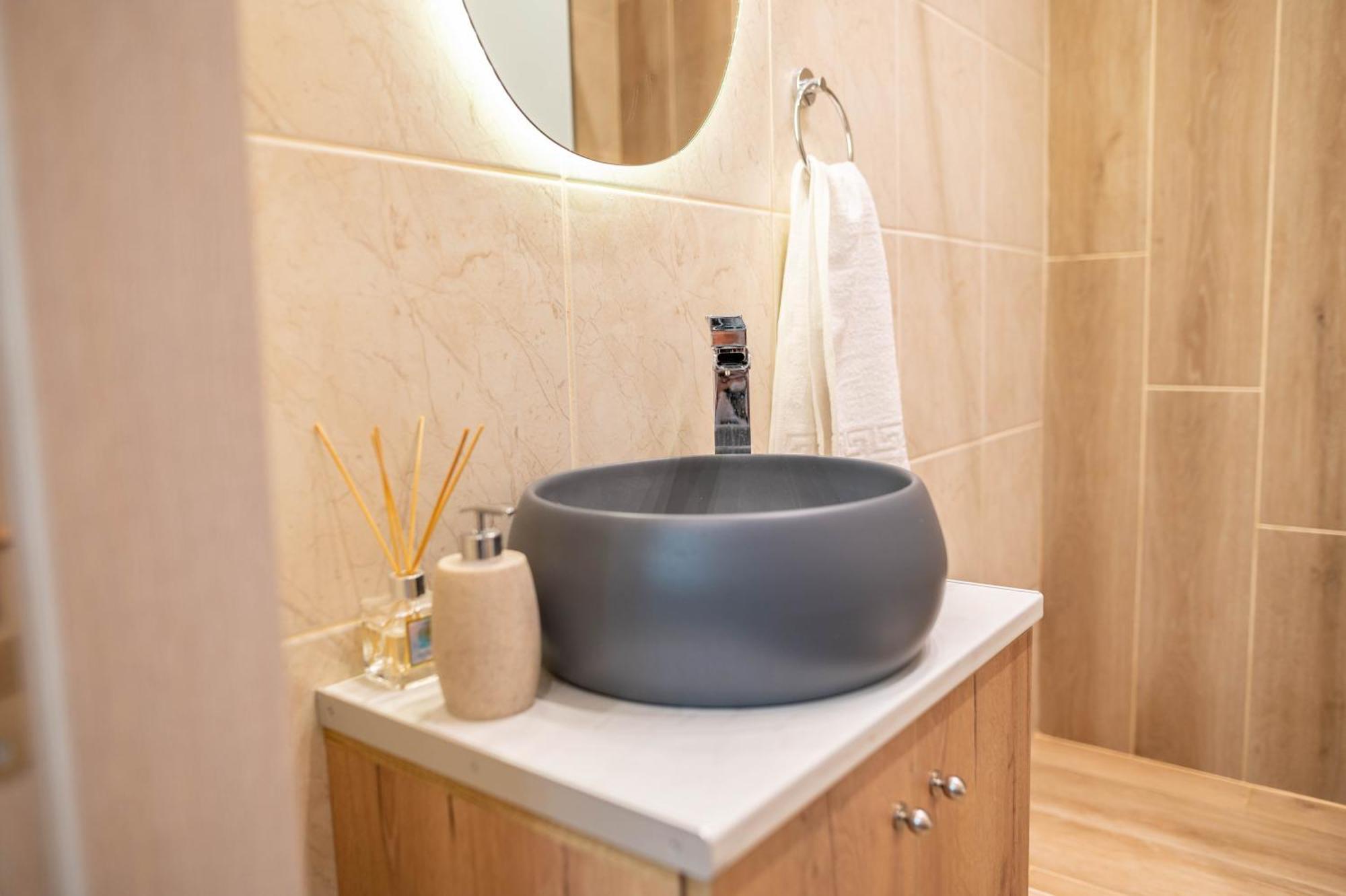 Kosnian City Suites Kültér fotó
